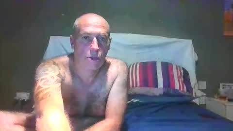 Naughty Couple online show from 03-31-26, 08:31
