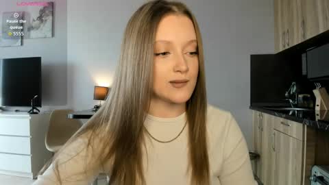 Julia and Julia online show from 05-25-26, 10:21