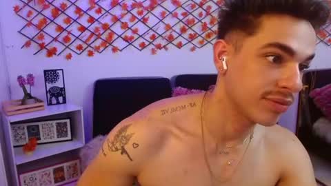 Juan online show from 06-25-26, 02:11