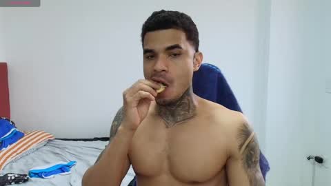 juan_gomez_1 online show from 05-29-26, 10:08
