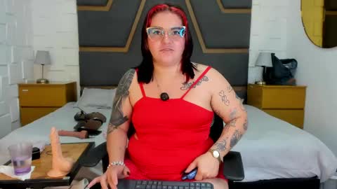 Juana Valkiria online show from 06-05-26, 06:52
