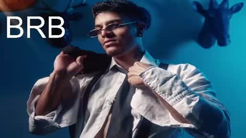 Snapshot of juanbladde chatting on 06-28-26, 11:27 Juan Esteban online show from 06-28-26, 11:27
