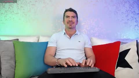 Juan k online show from 01-07-26, 01:13