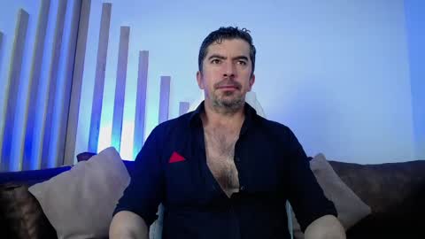Snapshot of juank_fit45 chatting on 04-29-26, 04:16 Juan k online show from 04-29-26, 04:16