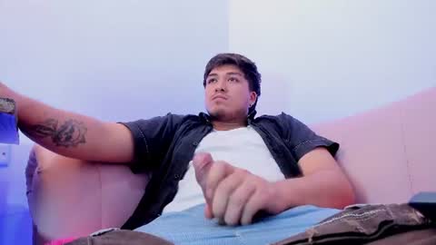 Snapshot of juanmechanic chatting on 06-26-26, 10:47 JUAN online show from 06-26-26, 10:47