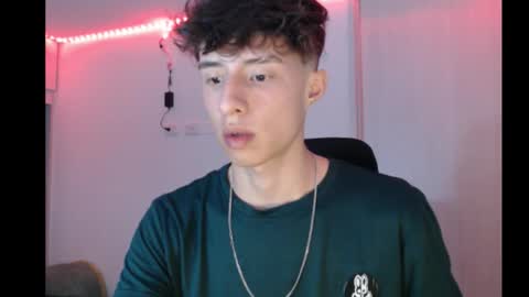 juanmres online show from 11-21-25, 04:11