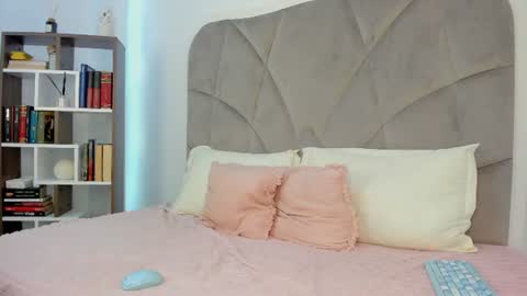 Snapshot of judylea18 chatting on 07-14-26, 10:21 Judy online show from 07-14-26, 10:21