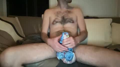 Snapshot of juicy_boy21 chatting on 10-13-25, 04:12 juicy boy21 online show from 10-13-25, 04:12