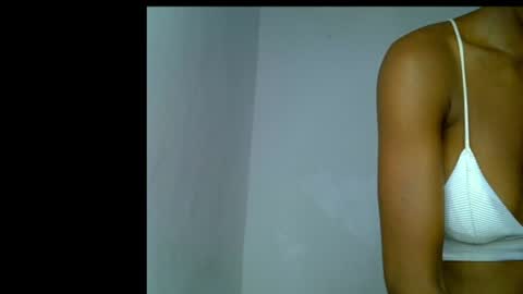 Snapshot of juicy_pinkpussy564197 chatting on 07-02-26, 06:47 olivia online show from 07-02-26, 06:47