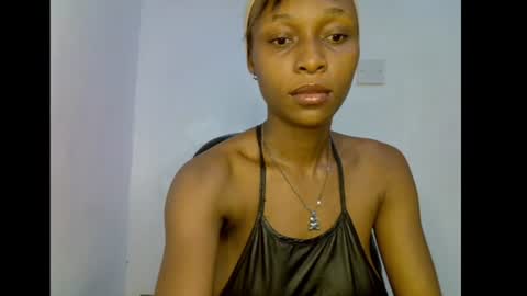 Snapshot of juicy_pinkpussy564197 chatting on 07-09-26, 08:07 olivia online show from 07-09-26, 08:07