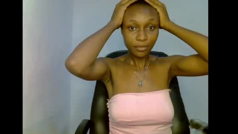 Snapshot of juicy_pinkpussy564197 chatting on 07-13-26, 12:02 olivia online show from 07-13-26, 12:02
