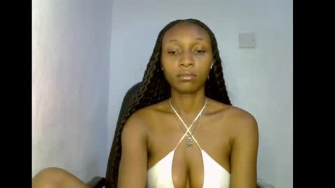 Snapshot of juicy_pinkpussy564197 chatting on 07-17-26, 05:03 olivia online show from 07-17-26, 05:03