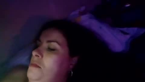 Snapshot of juicymommies chatting on 01-18-25, 10:39 Darklover1987 online show from 01-18-25, 10:39