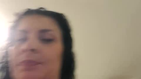 Snapshot of juicymommies chatting on 12-16-25, 02:49 Darklover1987 online show from 12-16-25, 02:49