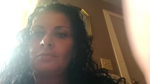 Snapshot of juicymommies chatting on 04-13-26, 01:16 Darklover1987 online show from 04-13-26, 01:16