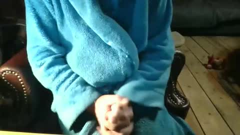 Greg online show from 12-04-24, 01:09