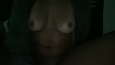 Snapshot of juicywhenwet chatting on 11-12-25, 03:01 juicywhenwet online show from 11-12-25, 03:01