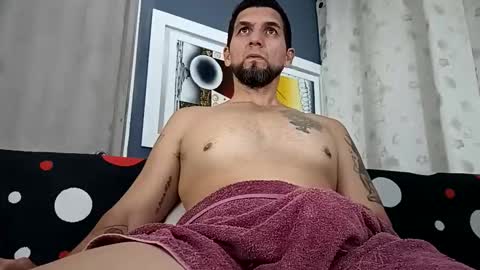 juleslake2 online show from 05-31-26, 04:03