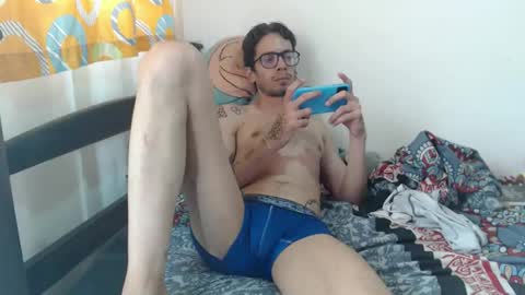 Snapshot of julfigo chatting on 04-27-26, 07:12 Julfigo online show from 04-27-26, 07:12
