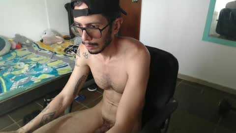 Snapshot of julfigo chatting on 06-30-26, 03:13 Julfigo online show from 06-30-26, 03:13
