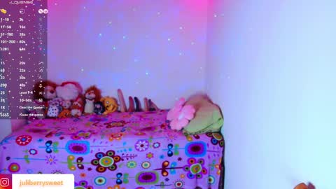 Juliana online show from 05-23-26, 10:58