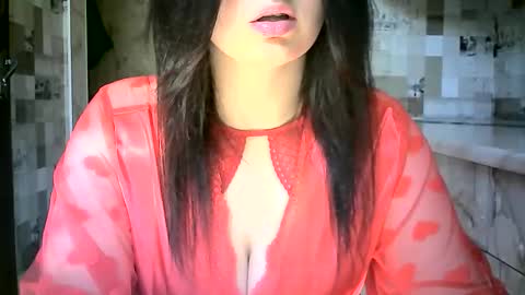 julia69009 online show from 06-09-26, 06:36