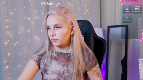 Snapshot of julia__bunny chatting on 01-26-25, 05:44 julia__bunny online show from 01-26-25, 05:44