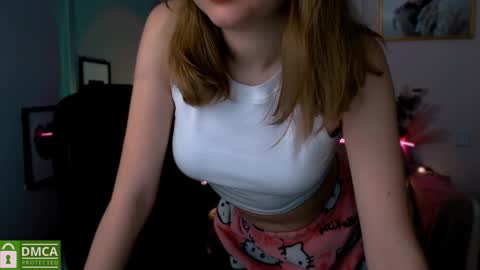 Julia  online show from 12-08-24, 10:19