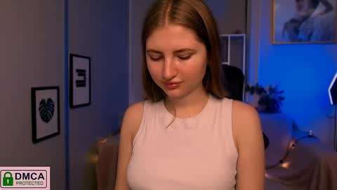 Julia  online show from 01-02-25, 01:19