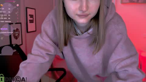 Julia  online show from 02-01-25, 08:26