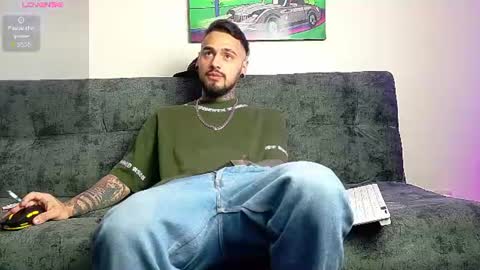 Snapshot of julian_tattoo chatting on 07-07-26, 08:24 Julian independent model online show from 07-07-26, 08:24