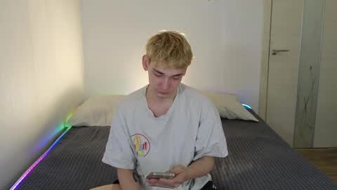 Eren online show from 04-22-26, 01:08