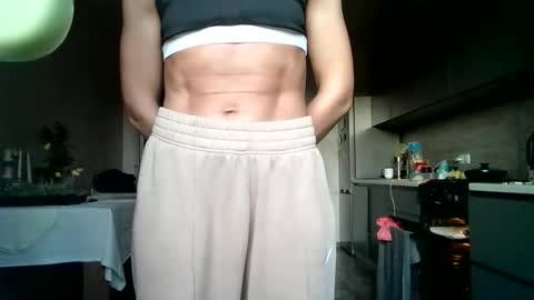 julianagold1 online show from 05-08-26, 05:18
