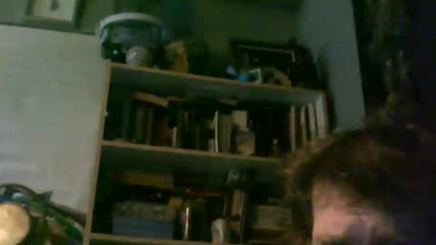 julianlachapelle8 online show from 04-28-26, 08:41