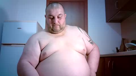 Snapshot of julianoparno chatting on 06-18-26, 08:35 Juliano online show from 06-18-26, 08:35