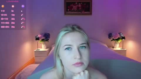 julieblazex online show from 07-12-26, 08:11