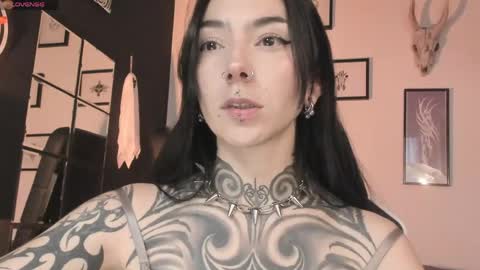 juliet_sourire online show from 05-13-26, 03:53