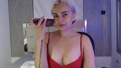 Snapshot of julieta__fox_ chatting on 07-12-26, 03:14 julieta__fox_ online show from 07-12-26, 03:14