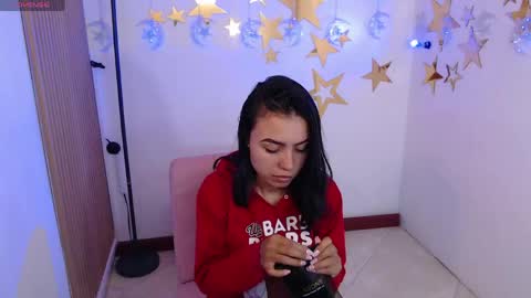 Snapshot of julieta_fn chatting on 05-09-26, 01:27 julieta_fn online show from 05-09-26, 01:27
