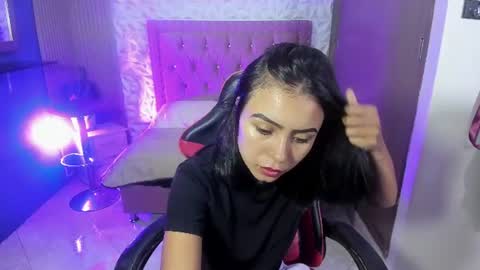 Snapshot of julieta_fn chatting on 07-09-26, 01:48 julieta_fn online show from 07-09-26, 01:48