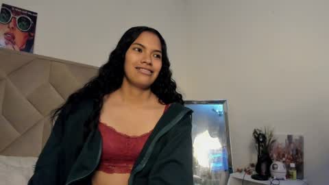 Snapshot of julieta_parker7 chatting on 04-11-26, 04:50 Julieta online show from 04-11-26, 04:50