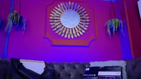 Snapshot of julieta_russell chatting on 04-20-26, 11:46 Julieta online show from 04-20-26, 11:46