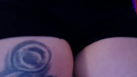 Snapshot of julieta_russell chatting on 04-21-26, 12:11 Julieta online show from 04-21-26, 12:11