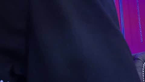 Snapshot of julieta_russell chatting on 04-24-26, 11:34 Julieta online show from 04-24-26, 11:34
