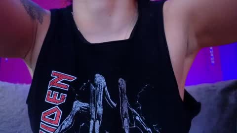 Snapshot of julieta_russell chatting on 04-27-26, 11:41 Julieta online show from 04-27-26, 11:41