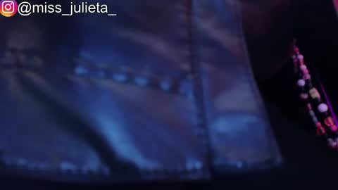 Snapshot of julieta_russell chatting on 05-30-26, 11:18 Julieta online show from 05-30-26, 11:18