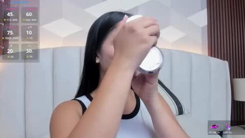 Julieta Santos online show from 02-26-26, 06:51