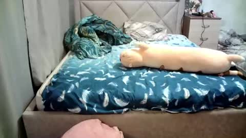 Snapshot of julietkalen chatting on 06-30-26, 04:57 Julietkitty online show from 06-30-26, 04:57