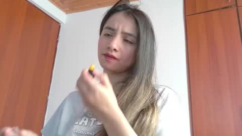 Julietta Jackson online show from 04-24-26, 08:22