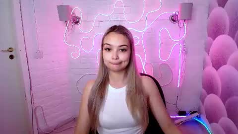 DoubleCherry online show from 08-05-26, 02:03